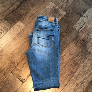 American Eagle High Rise Jegging
